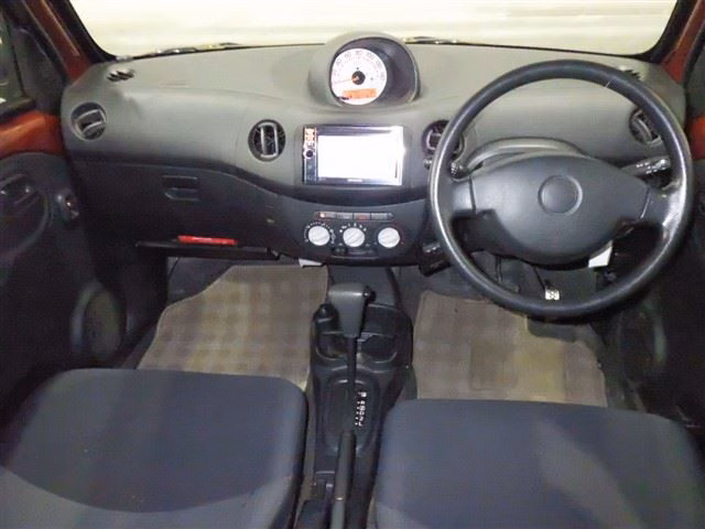 DAIHATSU ESSE