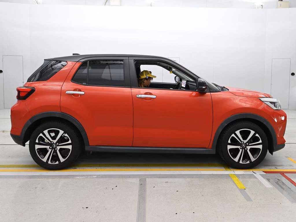 DAIHATSU ROCKY
