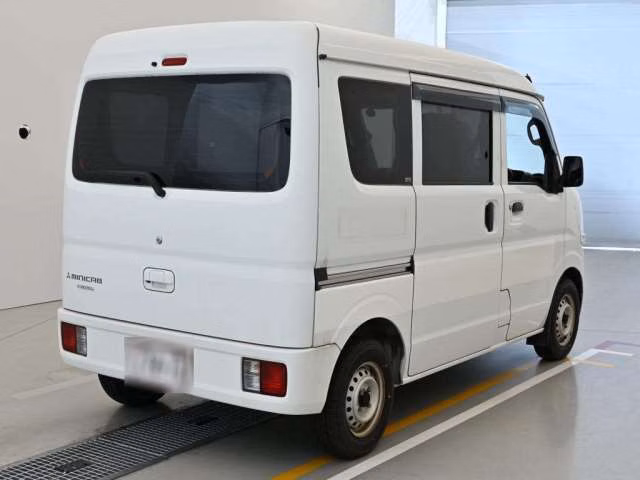 MITSUBISHI MINICAB