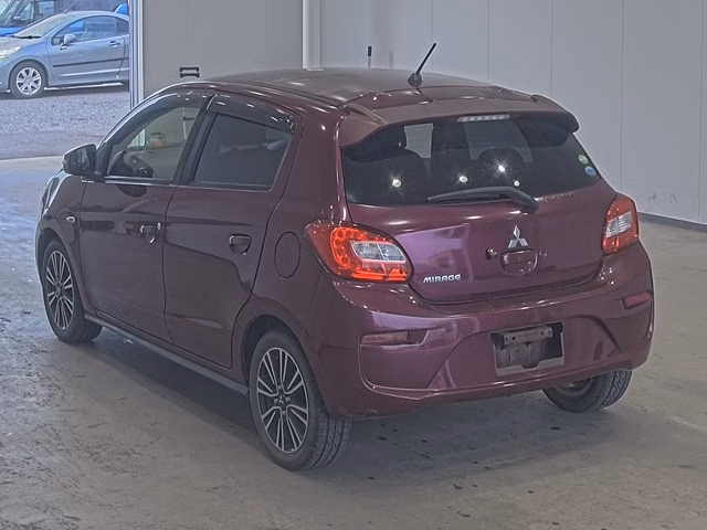MITSUBISHI MIRAGE