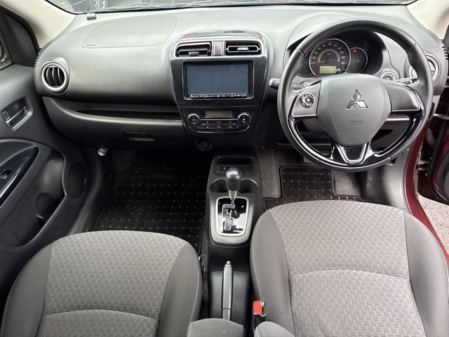 MITSUBISHI MIRAGE