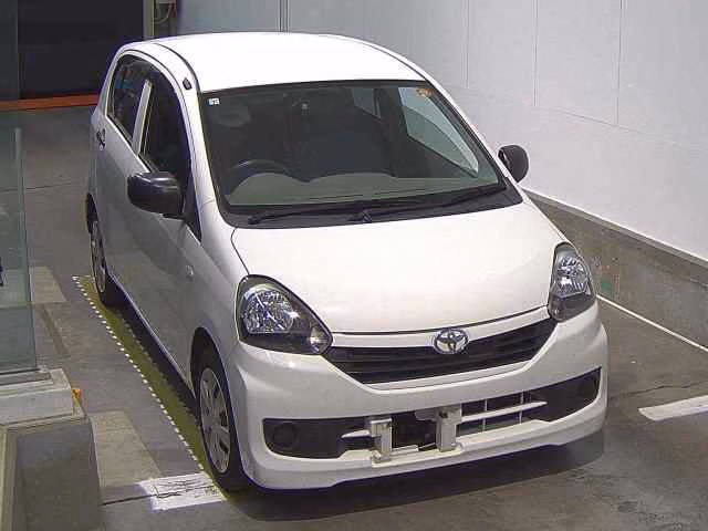 TOYOTA PIXIS EPOCH