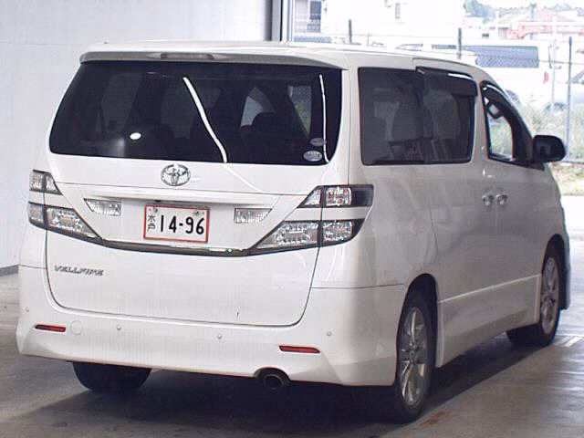 TOYOTA VELLFIRE