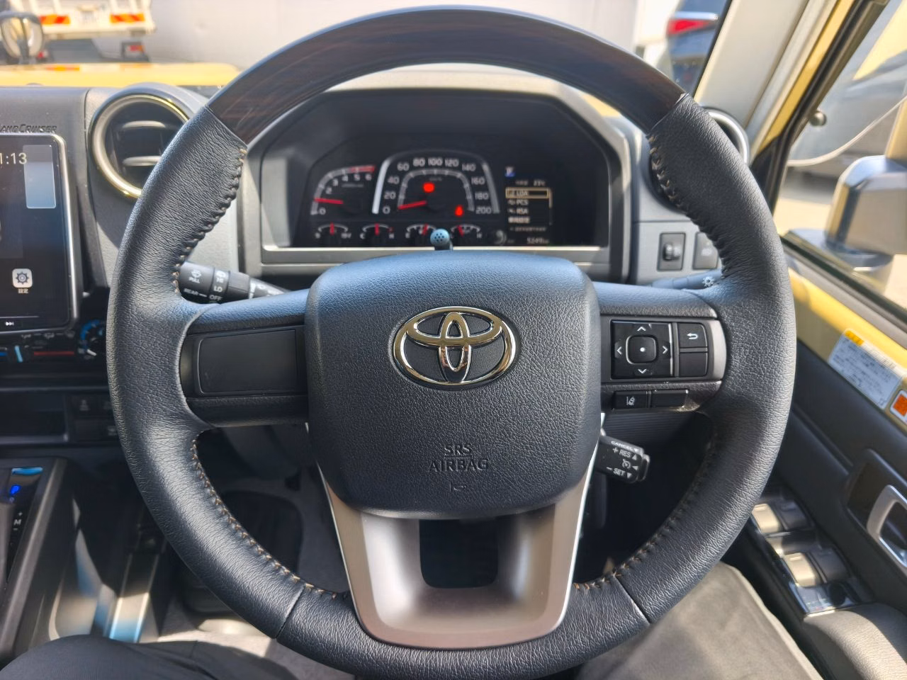 TOYOTA LAND CRUISER
