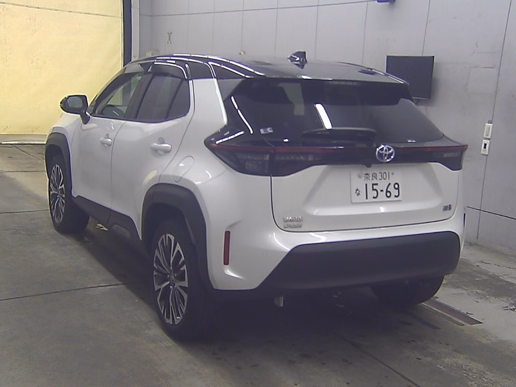 TOYOTA YARIS CROSS