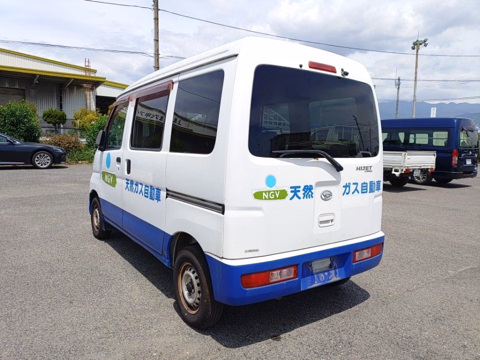 DAIHATSU HIJET