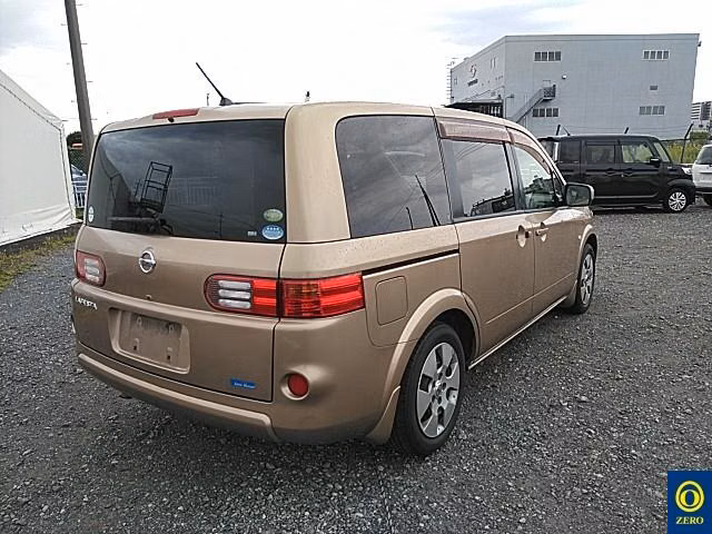 NISSAN LAFESTA