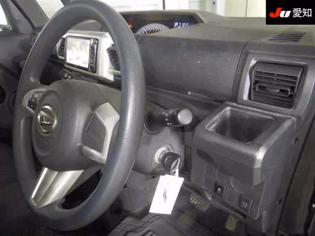 DAIHATSU WAKE