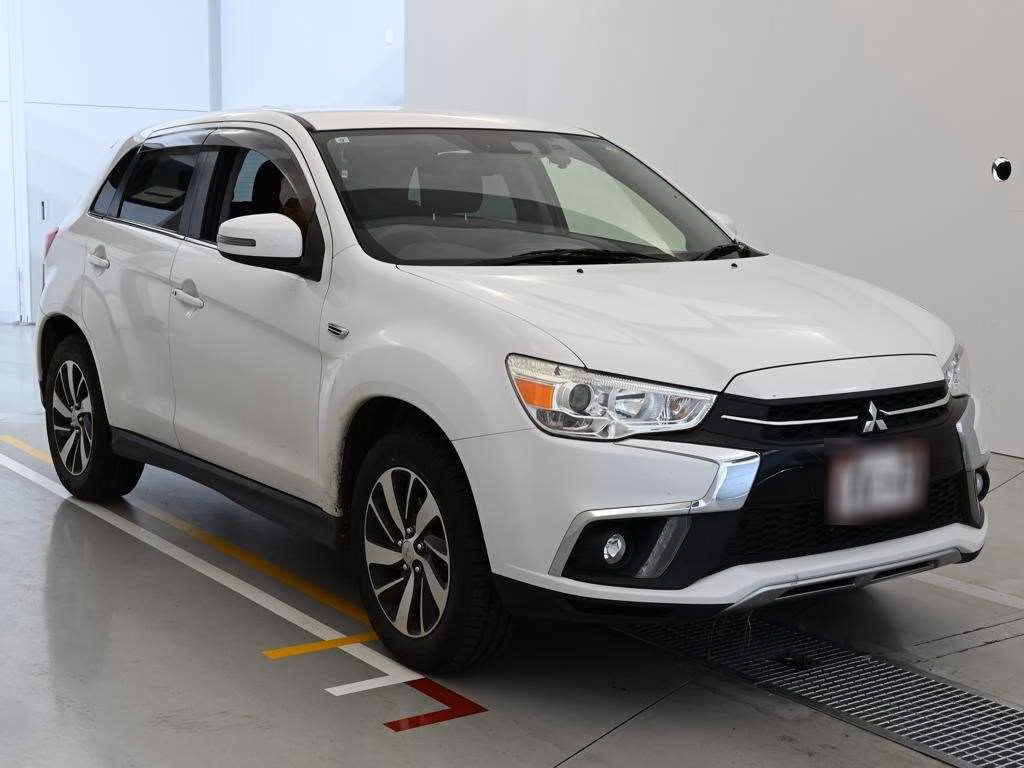 MITSUBISHI RVR