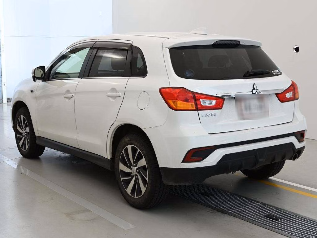 MITSUBISHI RVR