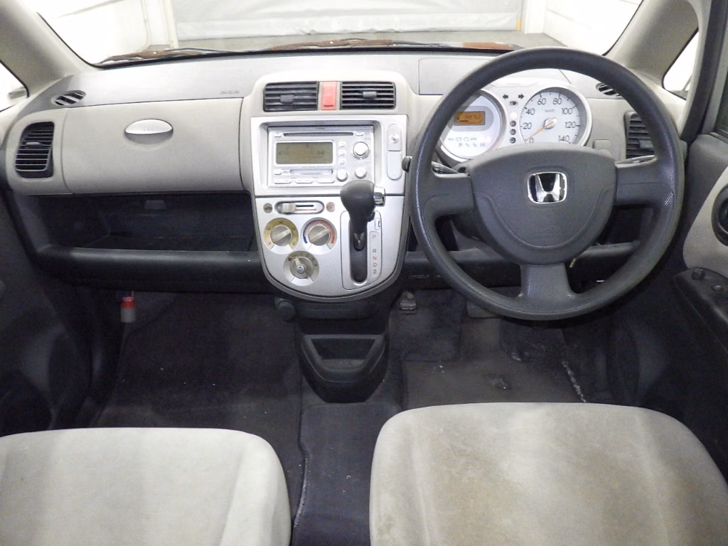 HONDA LIFE