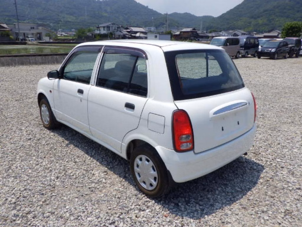 DAIHATSU MIRA