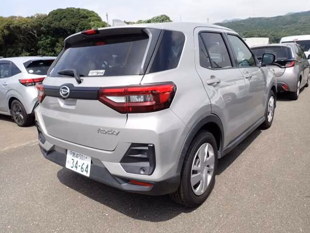 DAIHATSU ROCKY