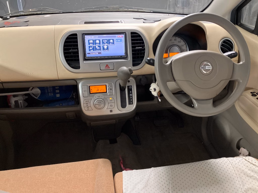 NISSAN MOCO