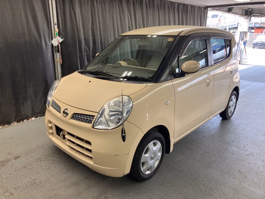 NISSAN MOCO