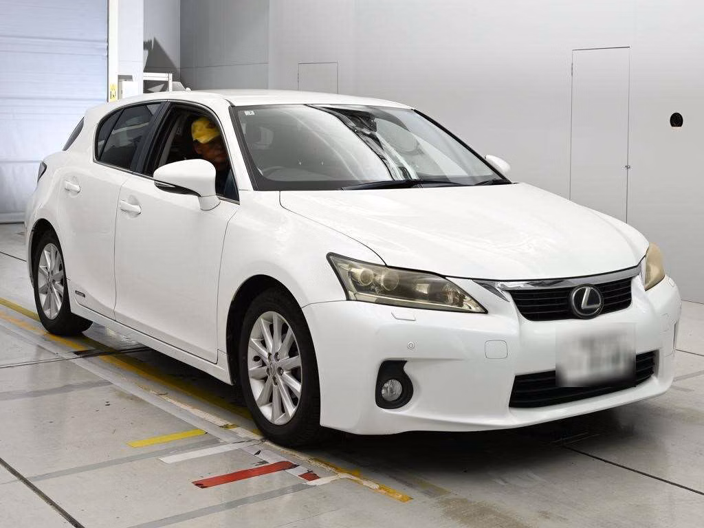 LEXUS CT200H