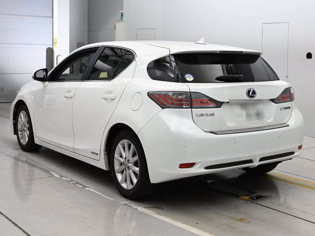 LEXUS CT200H