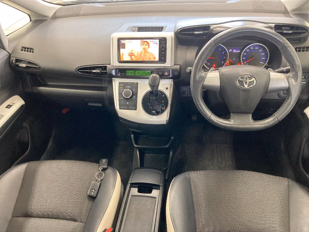 TOYOTA WISH