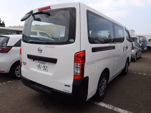 NISSAN NV350 CARAVAN