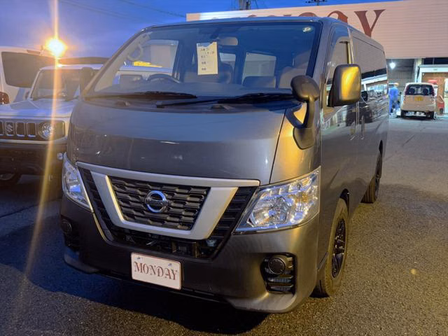 NISSAN NV350 CARAVAN