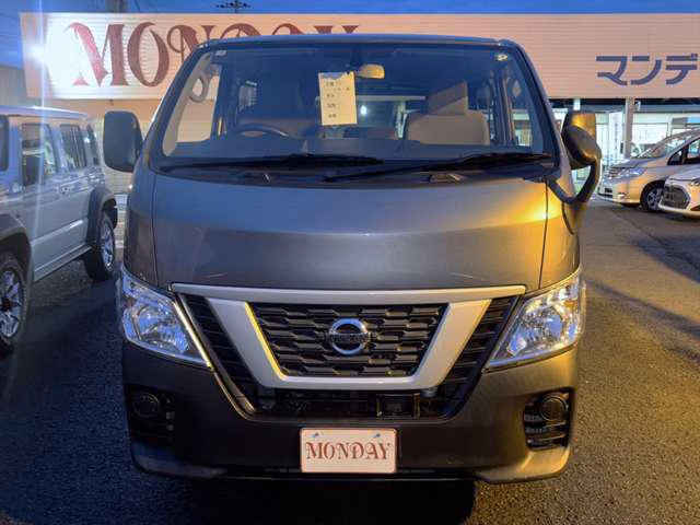 NISSAN NV350 CARAVAN