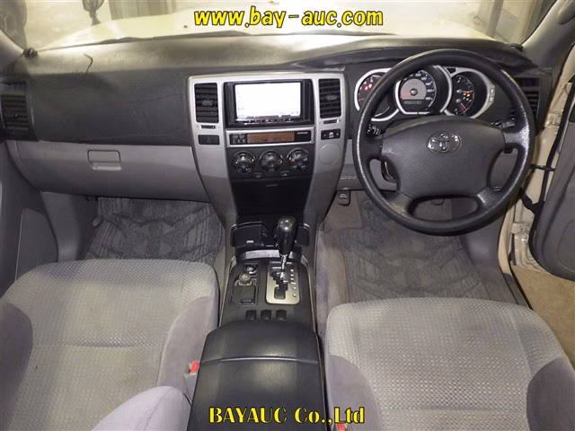 TOYOTA HILUX SURF