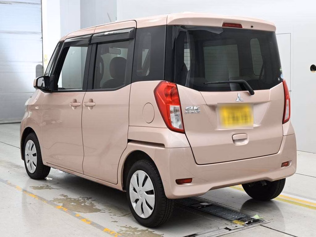 MITSUBISHI EK SPACE