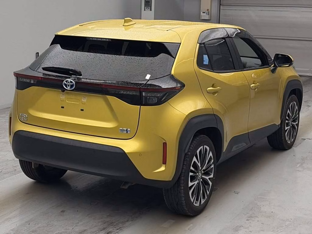 TOYOTA YARIS CROSS