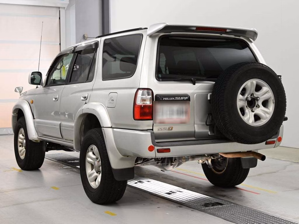 TOYOTA HILUX SURF