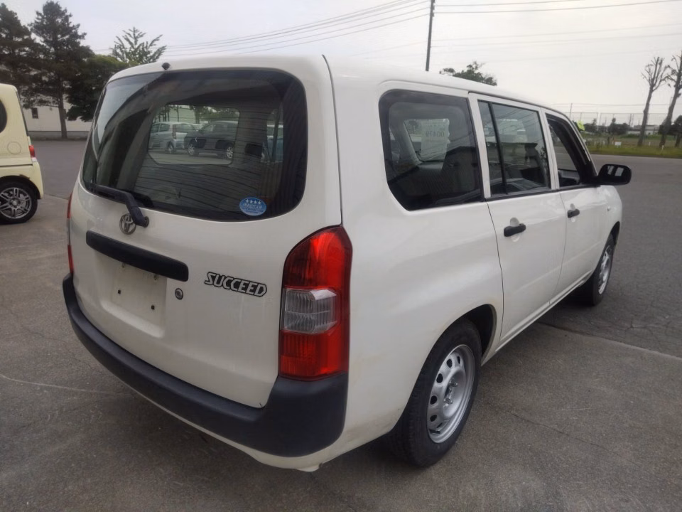 TOYOTA PROBOX