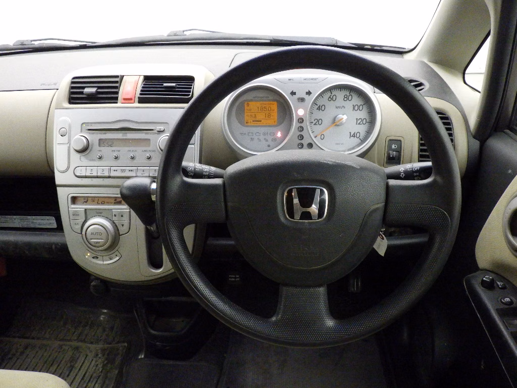 HONDA LIFE