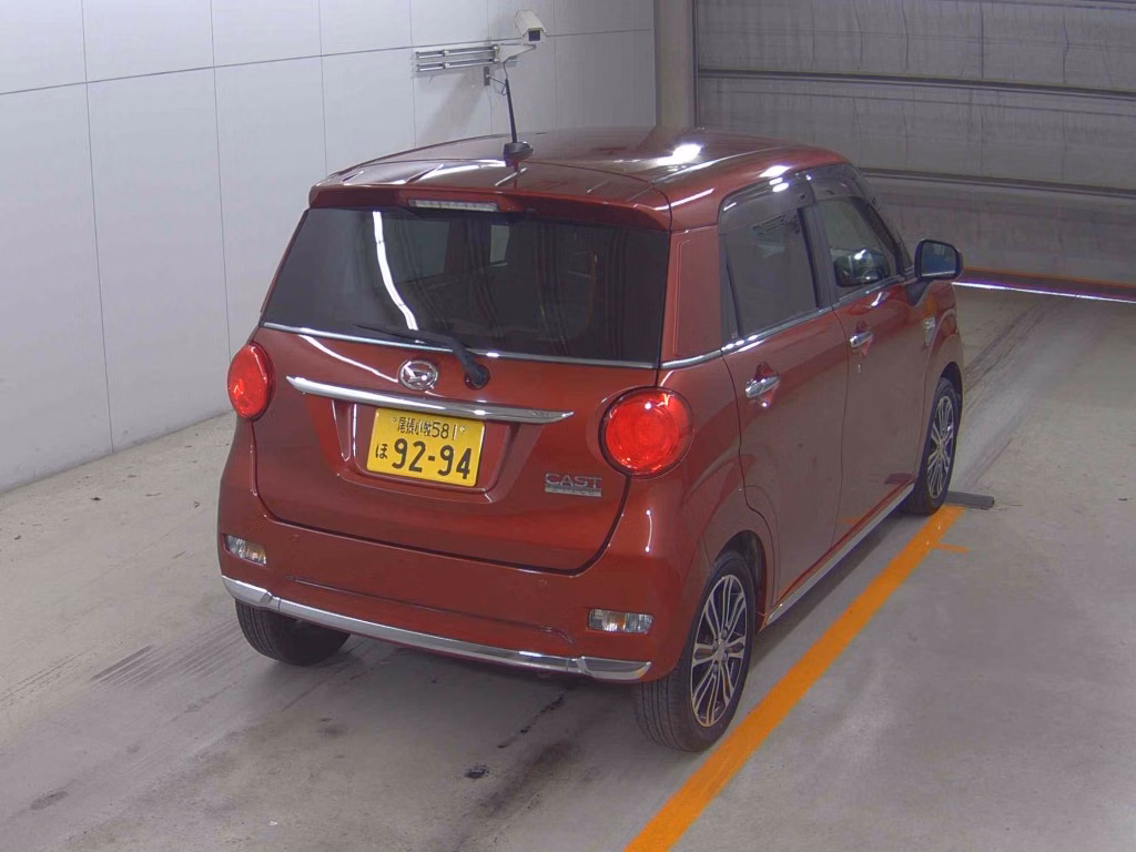 DAIHATSU CAST