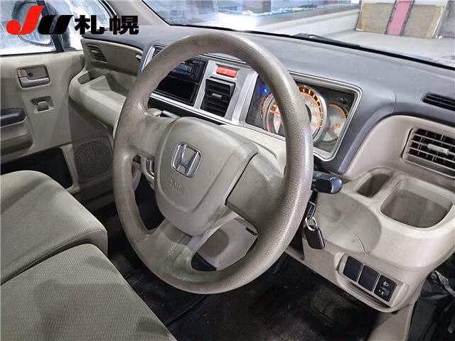 HONDA LIFE