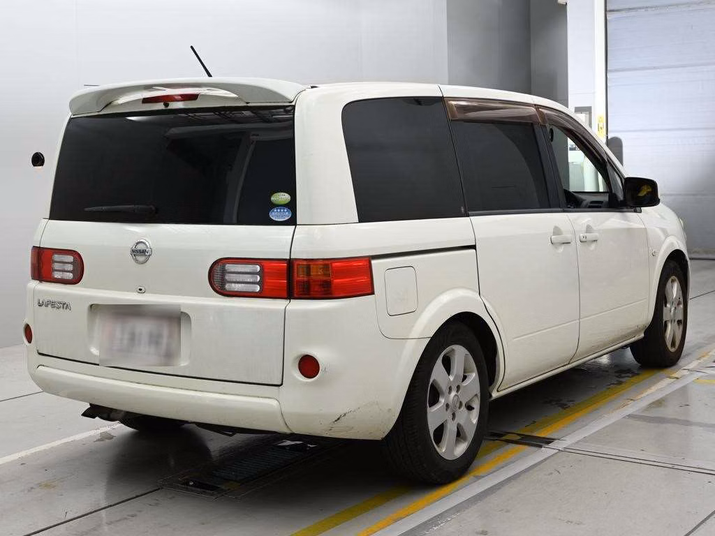 NISSAN LAFESTA