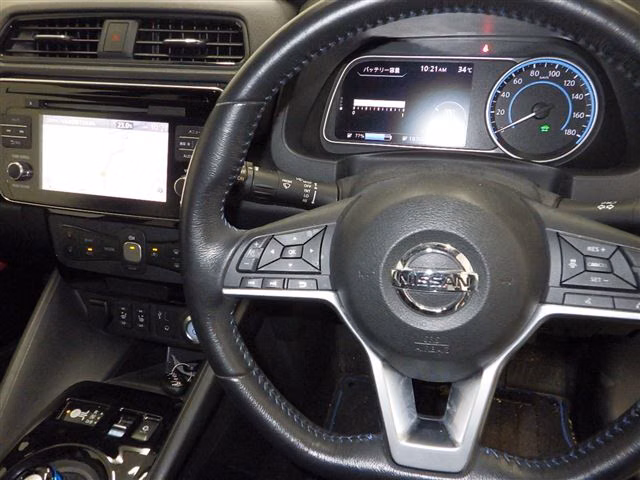 NISSAN LEAF