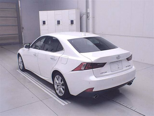 LEXUS IS300