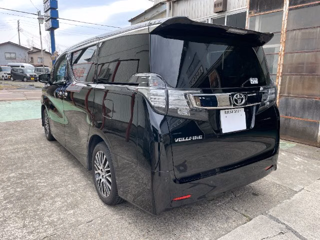 TOYOTA VELLFIRE