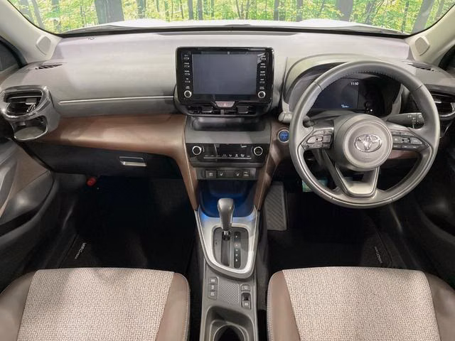 TOYOTA YARIS CROSS