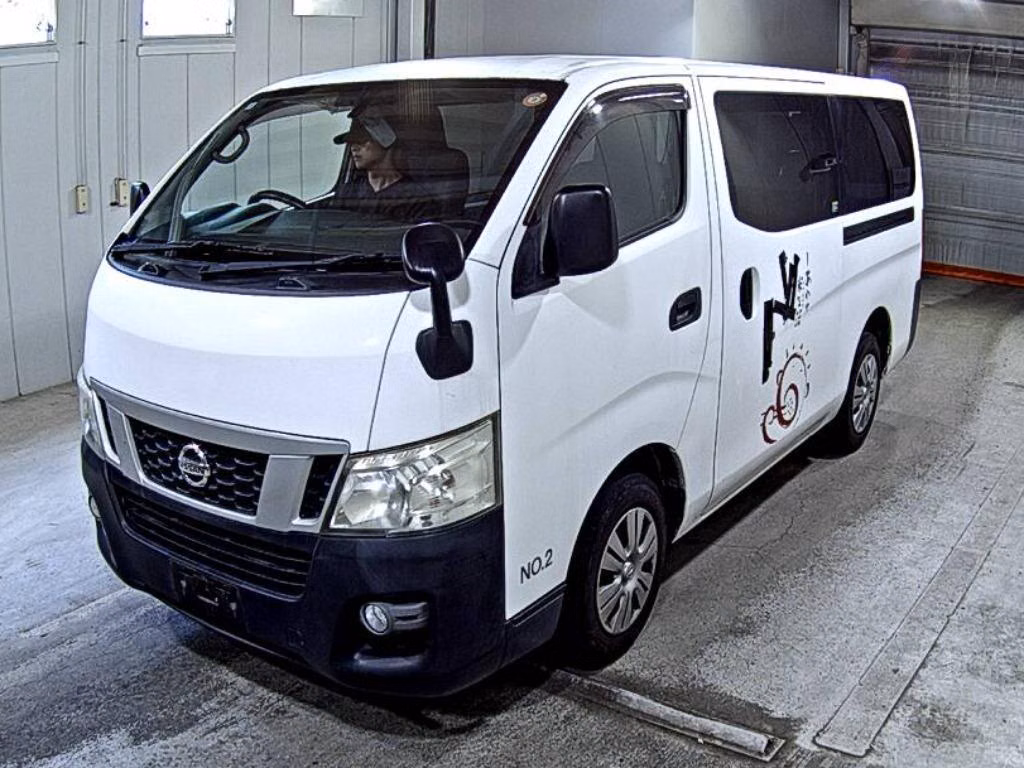 NISSAN NV350 CARAVAN
