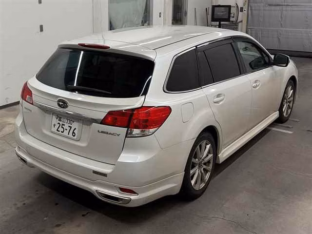 SUBARU LEGACY