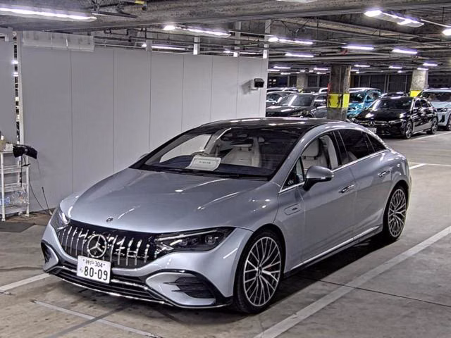 MERCEDES-BENZ EQE