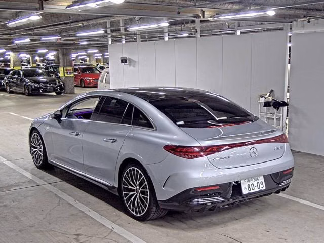 MERCEDES-BENZ EQE