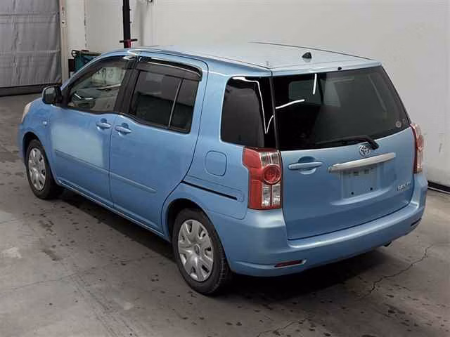 TOYOTA RAUM