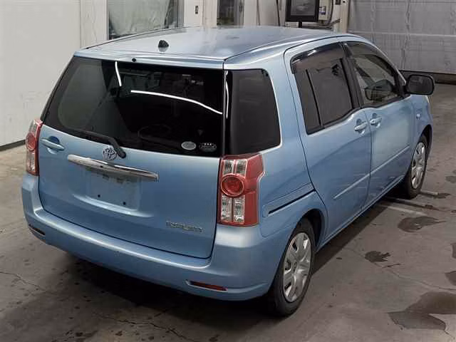 TOYOTA RAUM