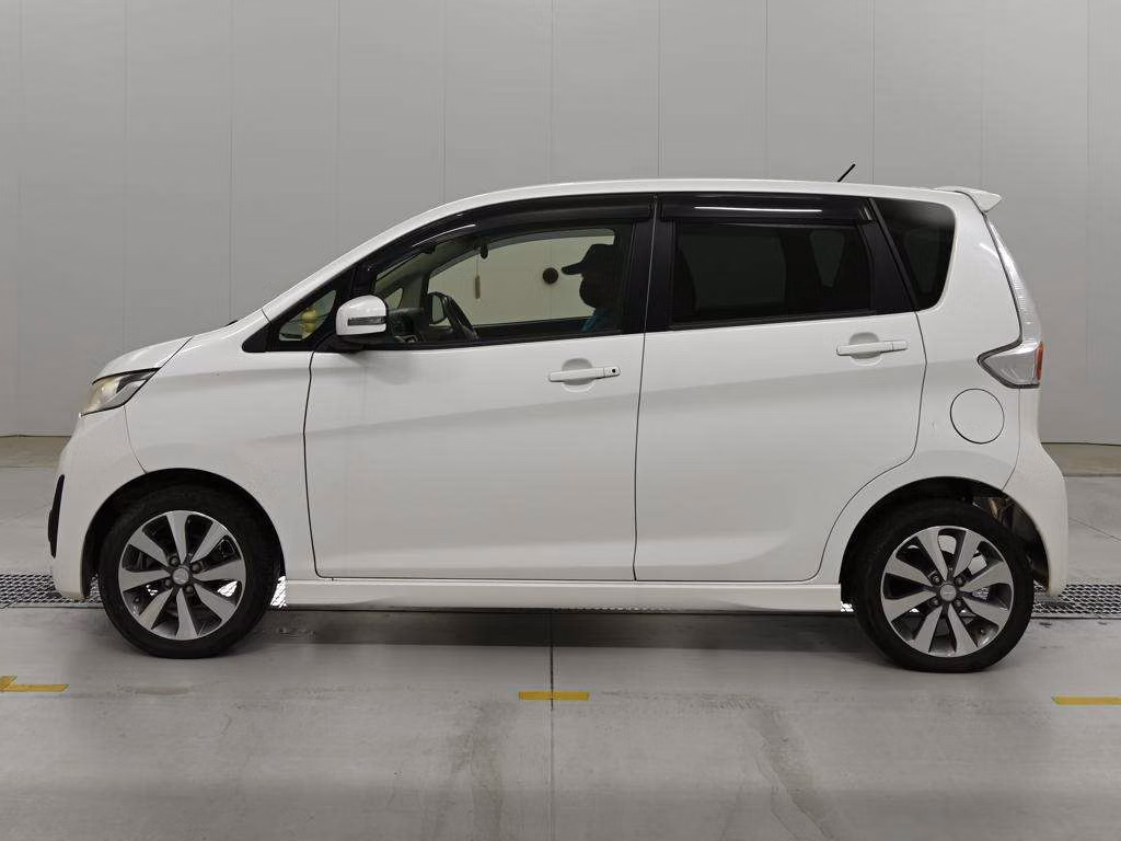 MITSUBISHI EK CUSTOM
