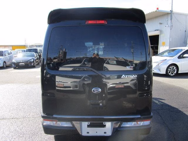 DAIHATSU ATRAI