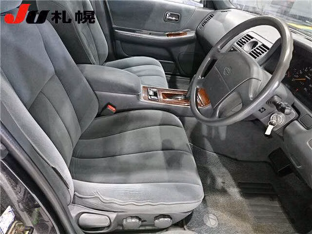 NISSAN LAUREL