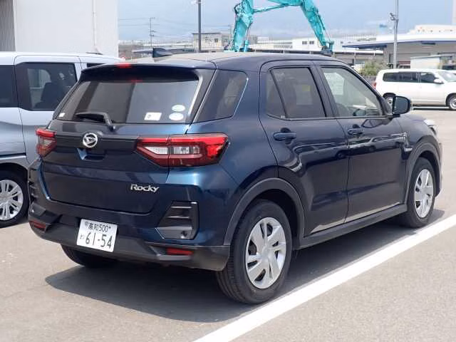 DAIHATSU ROCKY