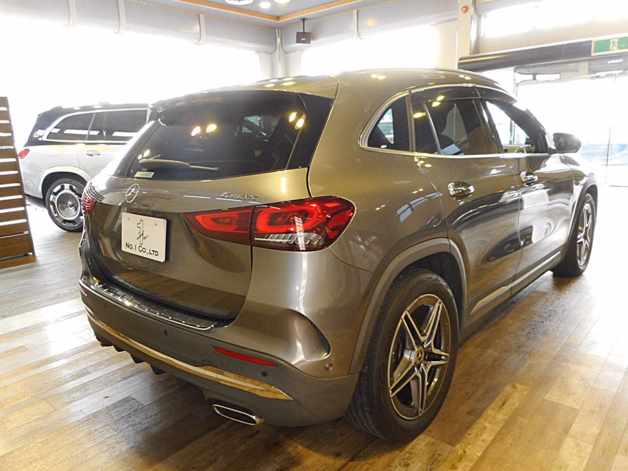 MERCEDES-BENZ GLA-CLASS