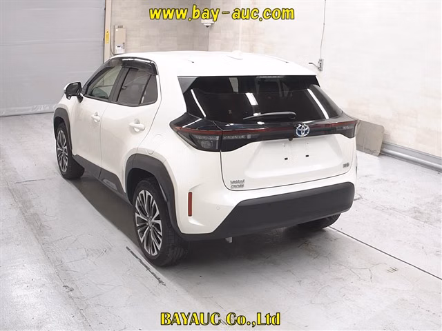 TOYOTA YARIS CROSS